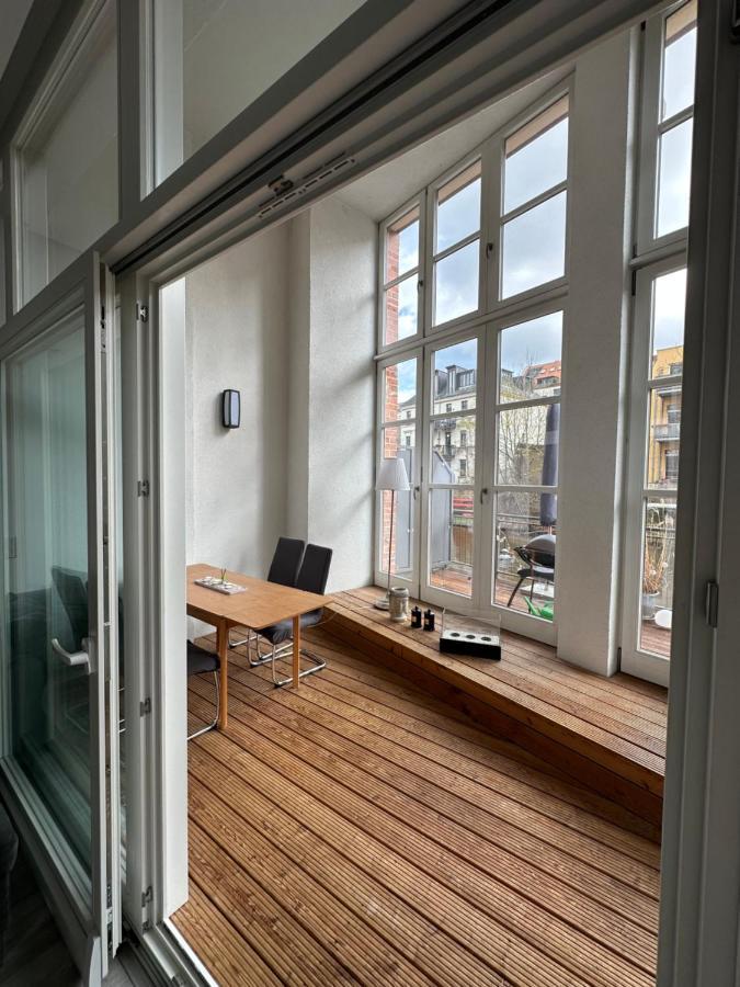 Relax-Wohnung Mit Balkon Ueber Die Weisse Elster Лейпциг Екстер'єр фото