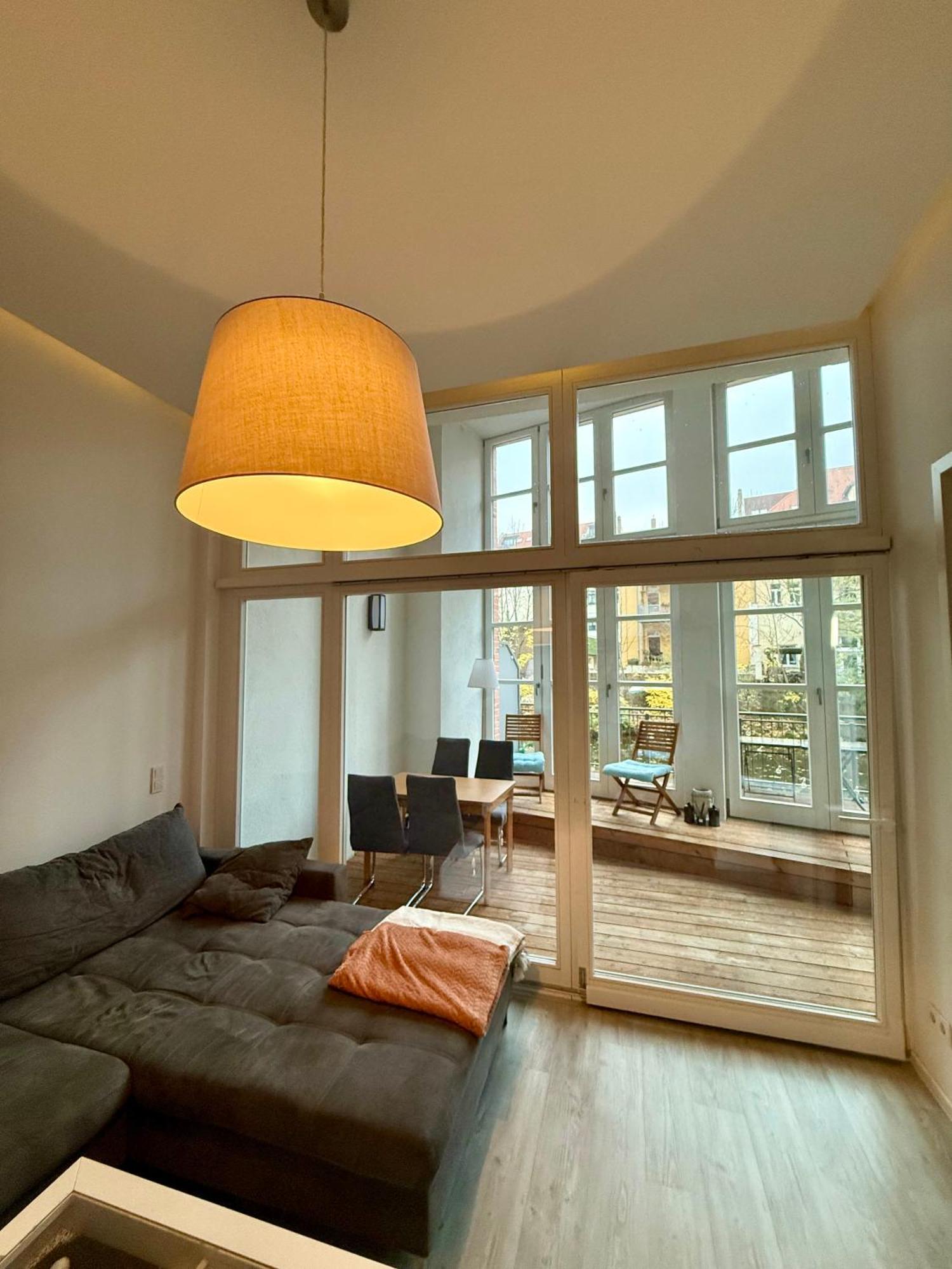 Relax-Wohnung Mit Balkon Ueber Die Weisse Elster Лейпциг Екстер'єр фото